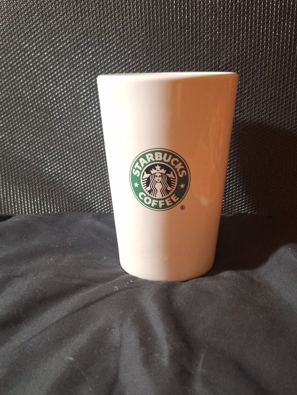 Vintage.Starbucks Ceramic Coffee To G0 Cup Canister Cookie Jar without Lid